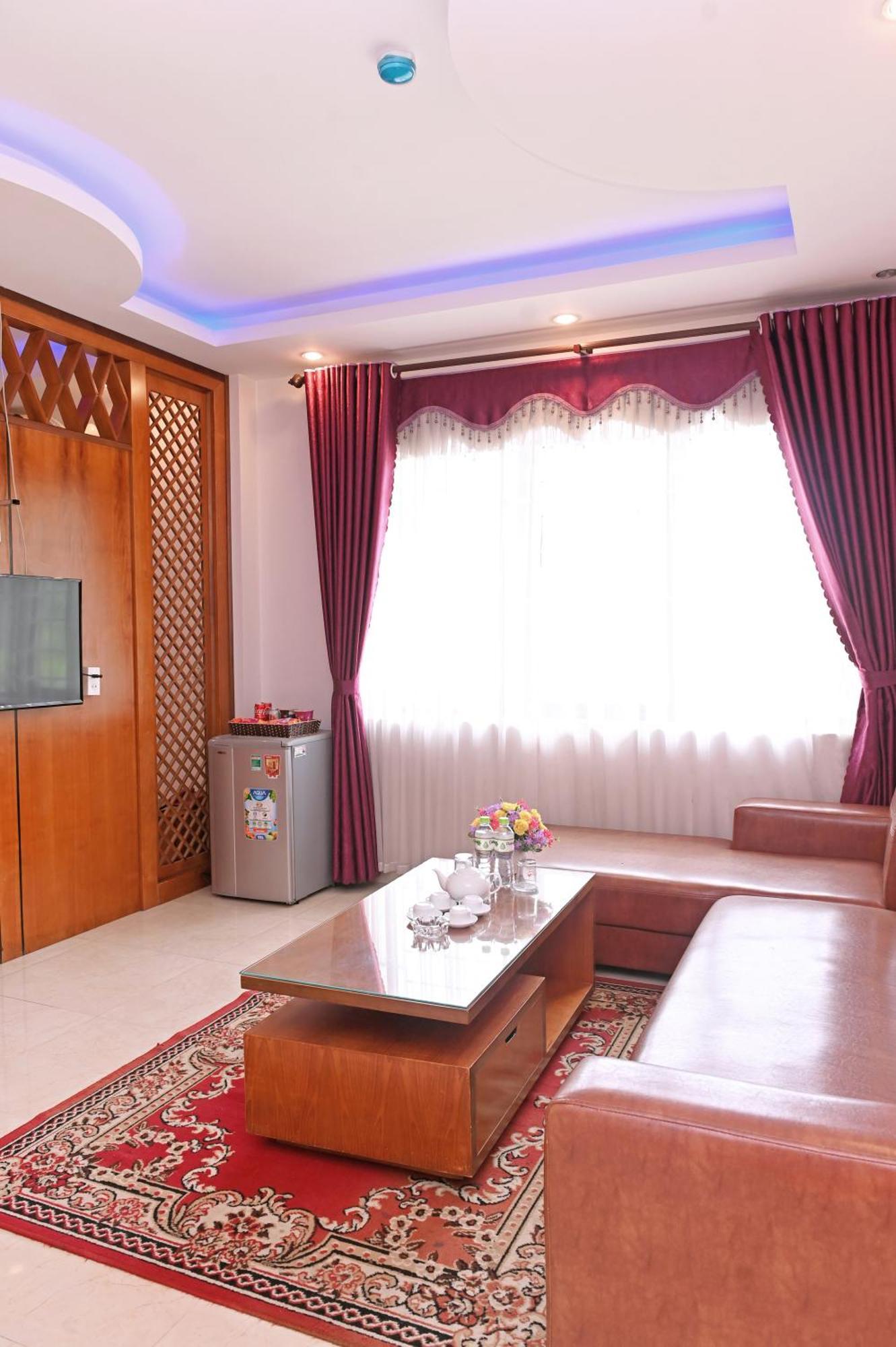 Khach San Hoang Ha River Town Yen Bai Exterior photo