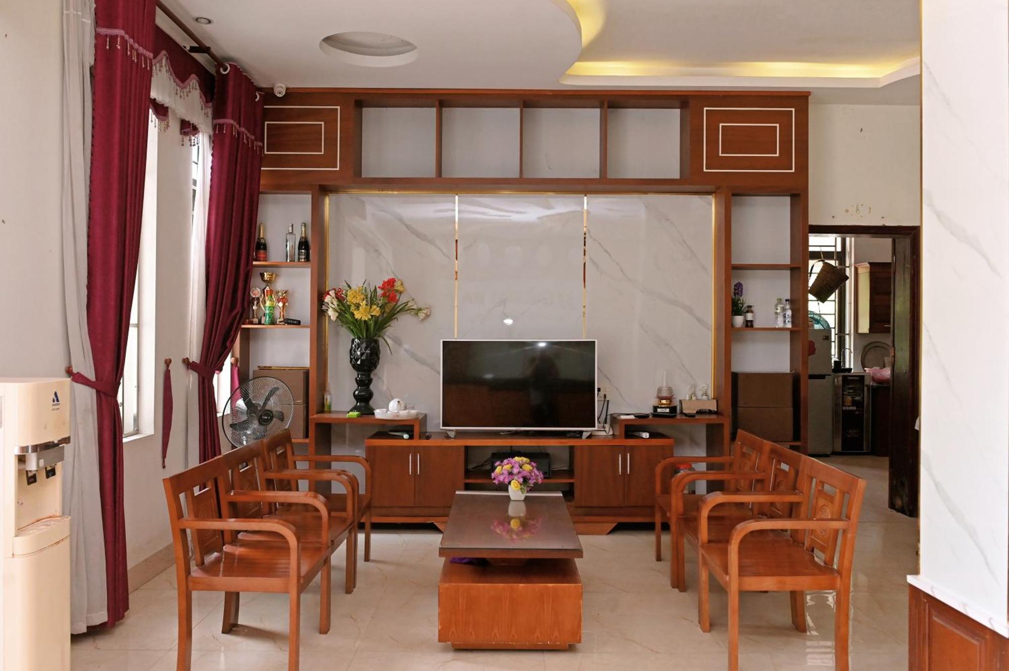 Khach San Hoang Ha River Town Yen Bai Exterior photo