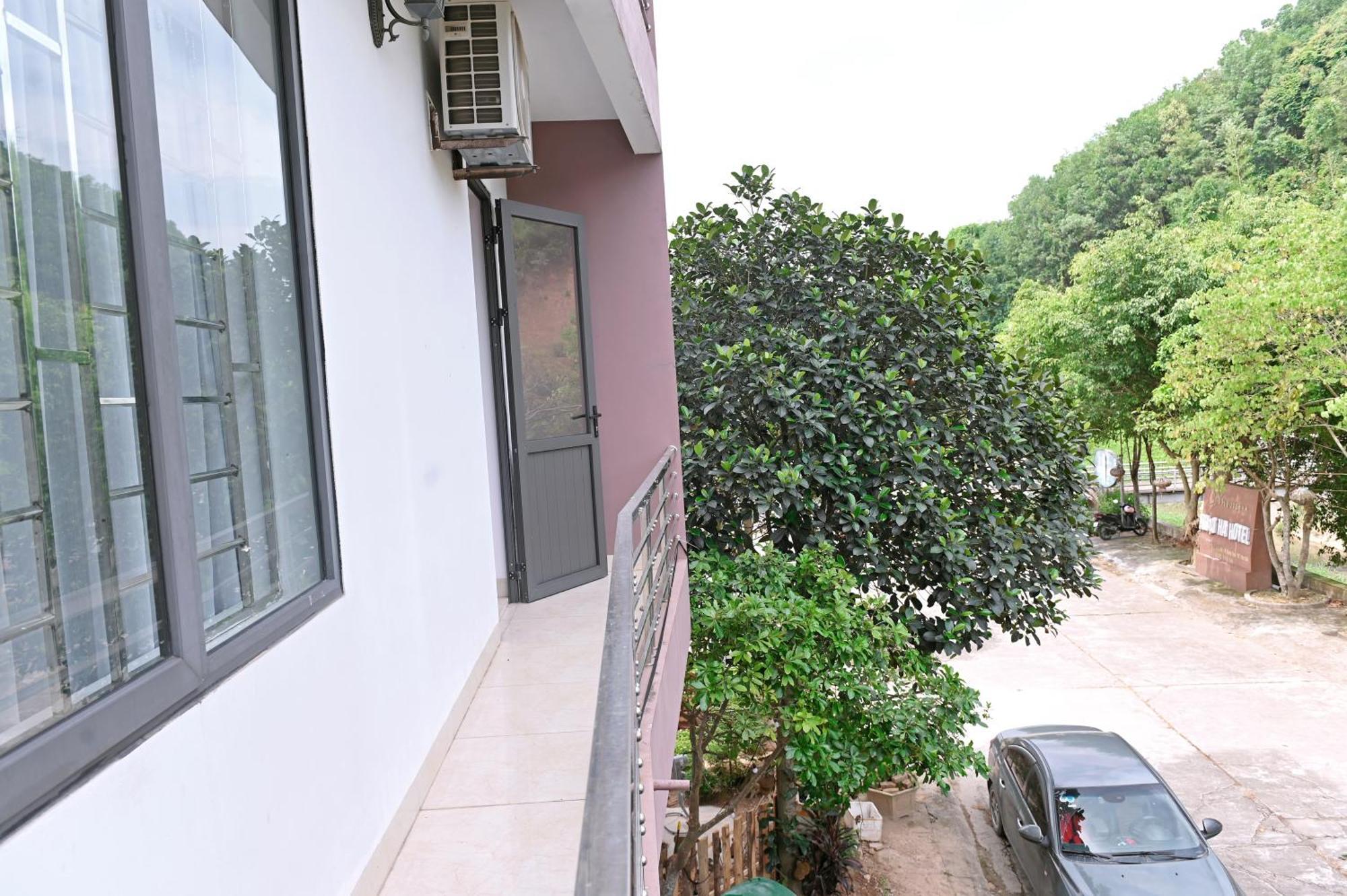 Khach San Hoang Ha River Town Yen Bai Exterior photo