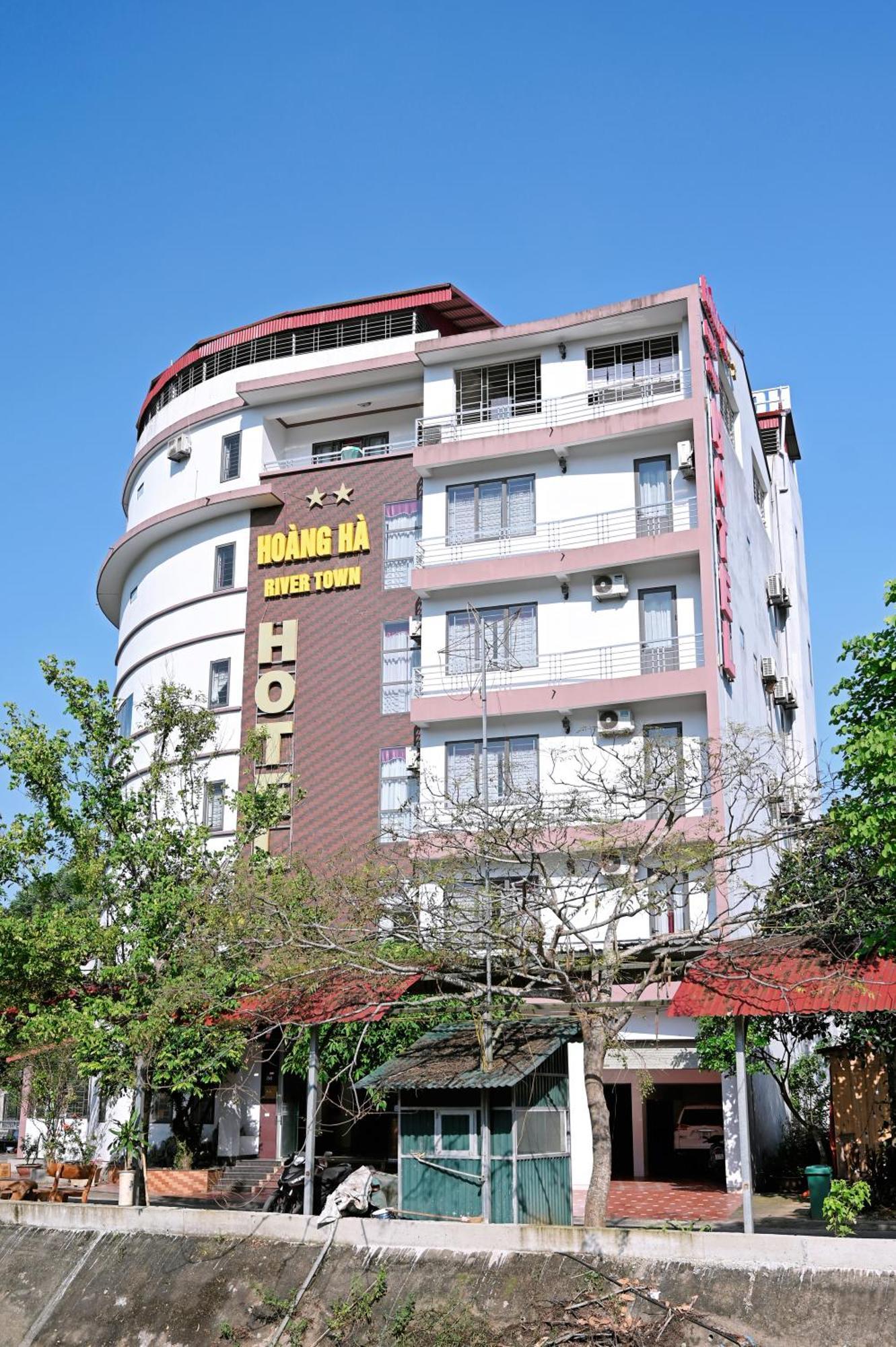 Khach San Hoang Ha River Town Yen Bai Exterior photo